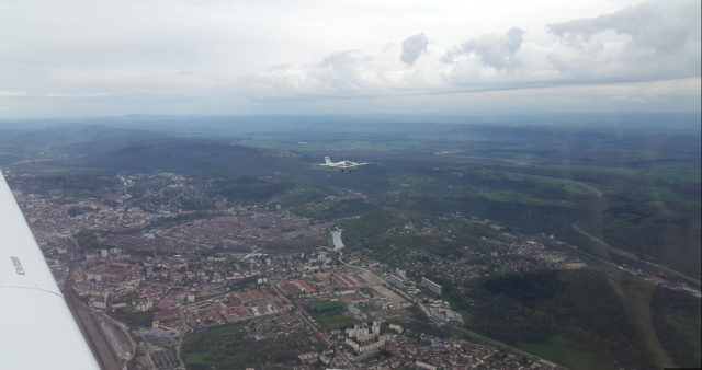CR au-dessus de Besançon.PNG CR au-dessus de Besançon.PNG