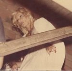 Sylvie Vartan Arenes BezierXL.jpg